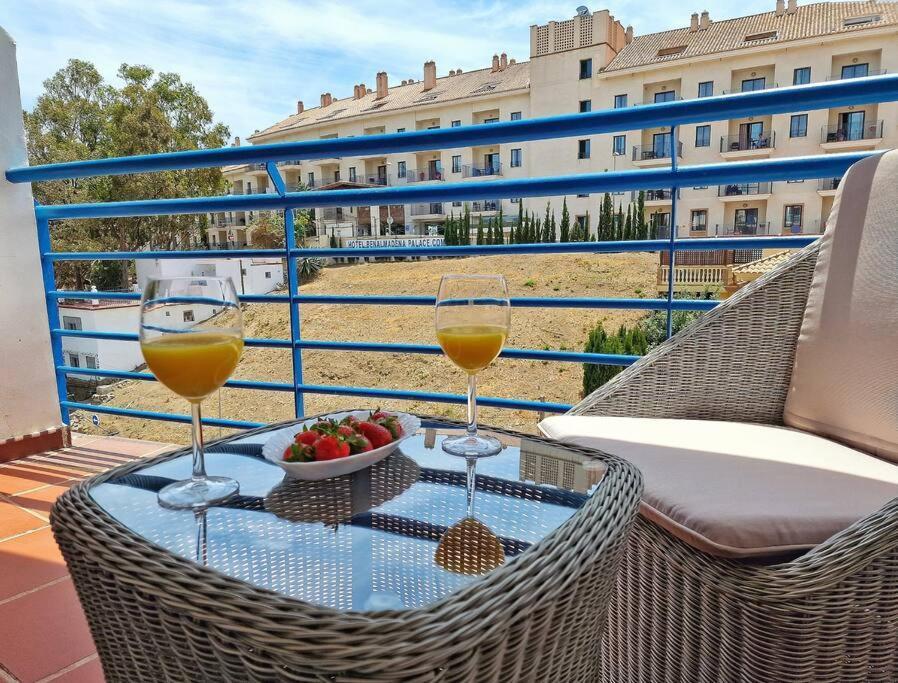 Acogedor Piso Con Terraza Y Parking! Apartamento Benalmádena Exterior foto